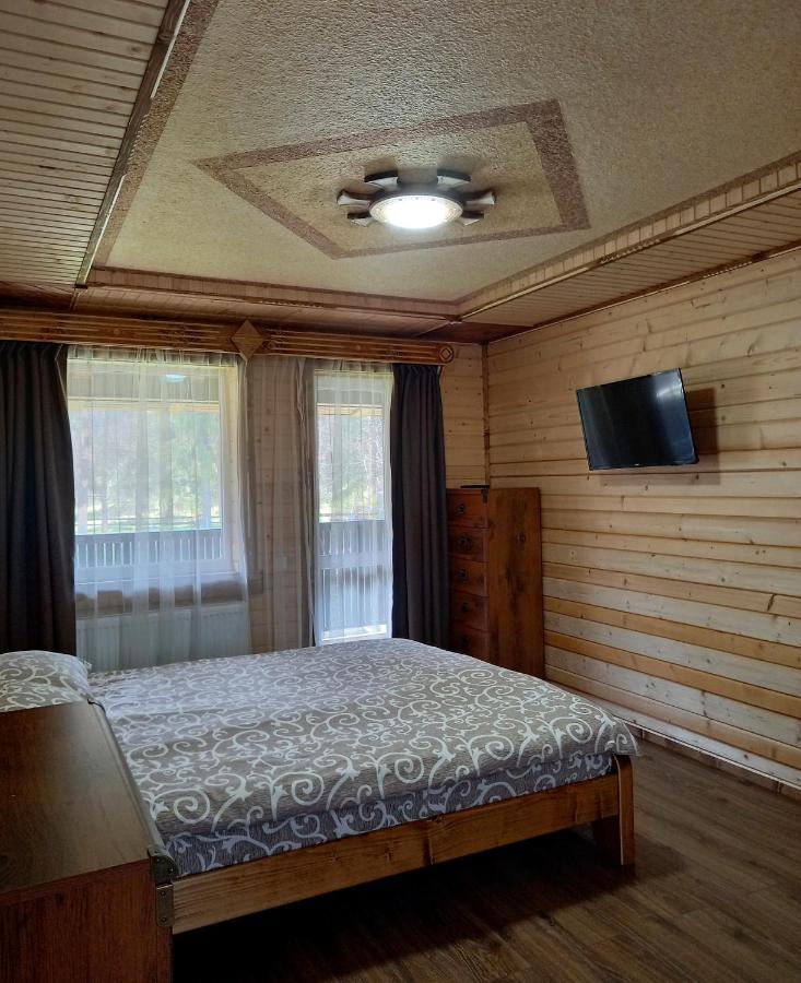 Voyage Tatariv Hotel ภายนอก รูปภาพ