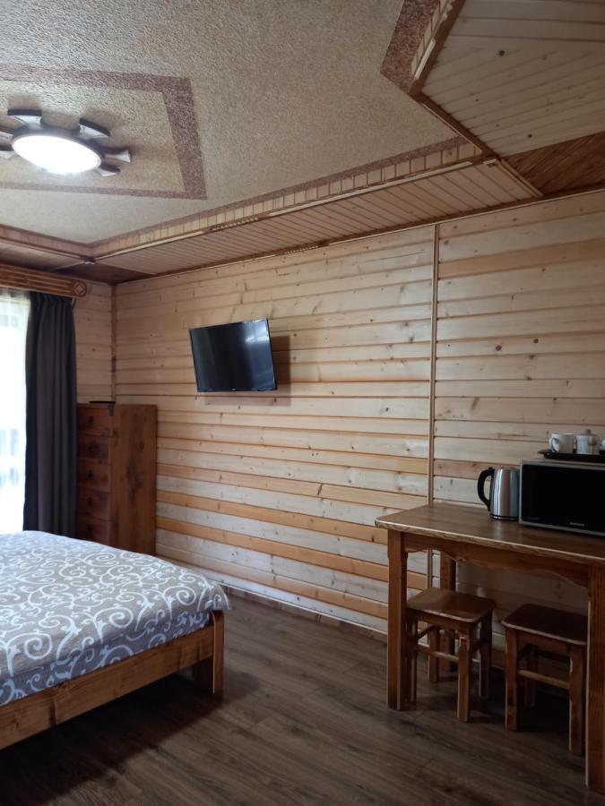Voyage Tatariv Hotel ภายนอก รูปภาพ